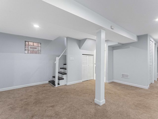 27 N Lockwood Avenue, Chicago, IL 60644