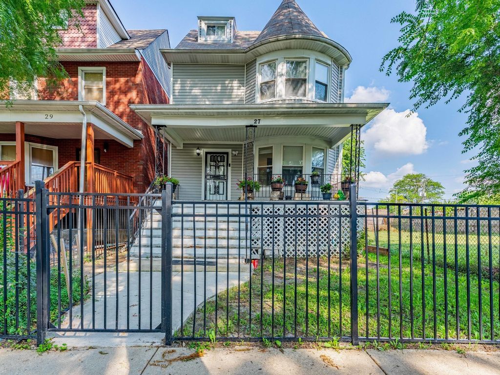 27 N Lockwood Avenue, Chicago, IL 60644