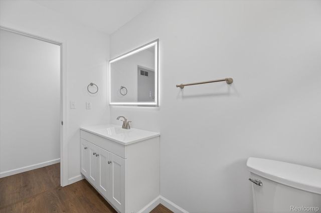 1976 Kathy Drive, Hamburg Township, MI 48189