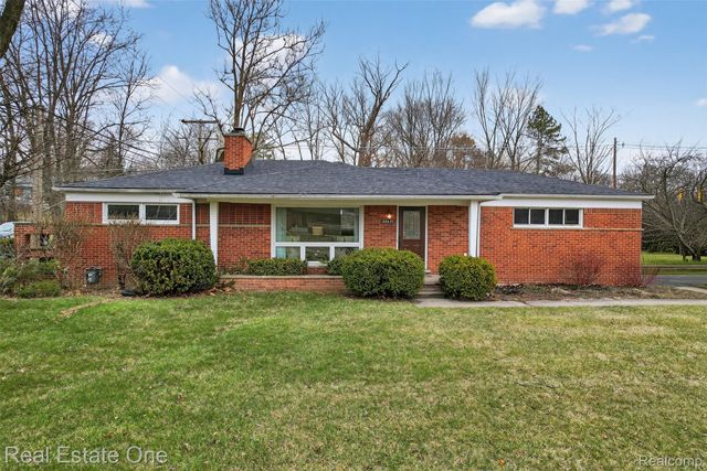 28491 Bayberry Road, Farmington Hills, MI 48331