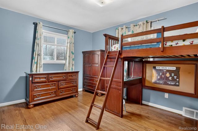 28491 Bayberry Road, Farmington Hills, MI 48331