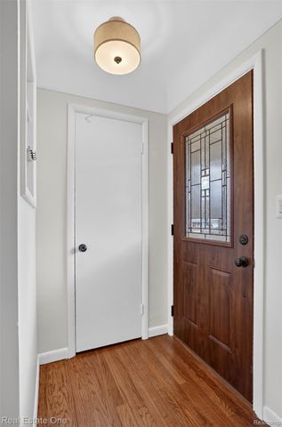 28491 Bayberry Road, Farmington Hills, MI 48331