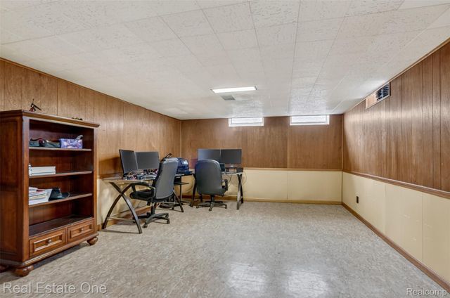 28491 Bayberry Road, Farmington Hills, MI 48331