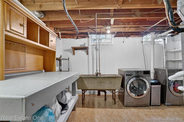 28491 Bayberry Road, Farmington Hills, MI 48331