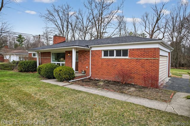 28491 Bayberry Road, Farmington Hills, MI 48331