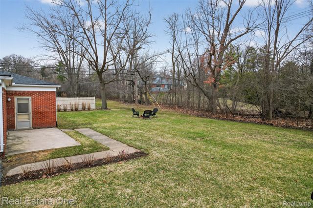 28491 Bayberry Road, Farmington Hills, MI 48331