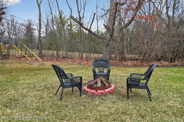 28491 Bayberry Road, Farmington Hills, MI 48331