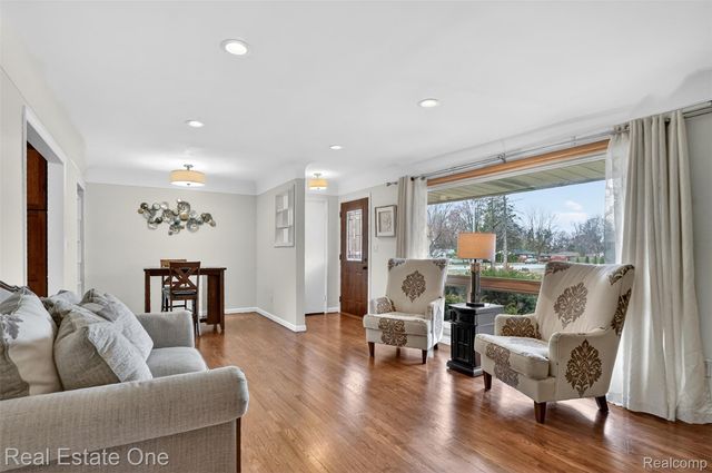 28491 Bayberry Road, Farmington Hills, MI 48331