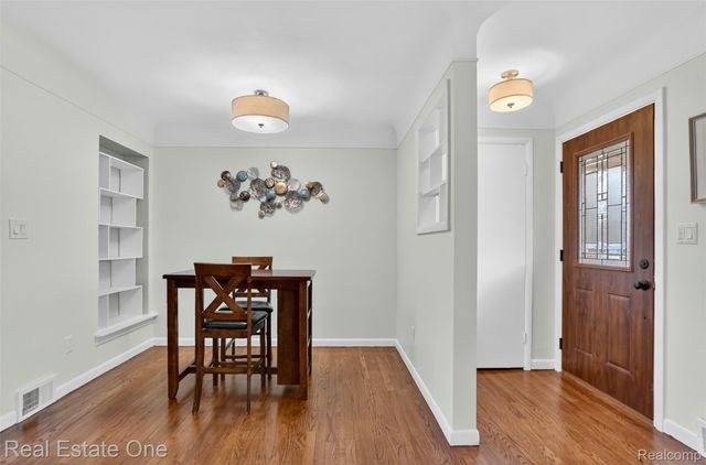 28491 Bayberry Road, Farmington Hills, MI 48331