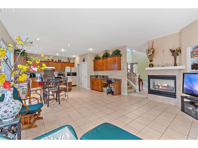 9016 Se EMILY PARK Way, Happy Valley, OR 97086