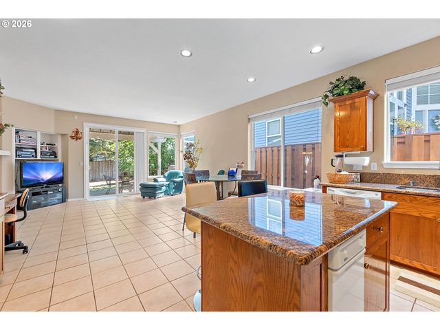 9016 Se EMILY PARK Way, Happy Valley, OR 97086