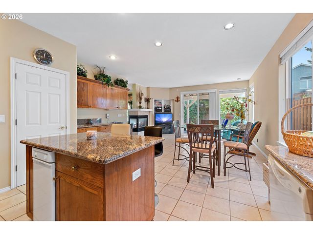 9016 Se EMILY PARK Way, Happy Valley, OR 97086