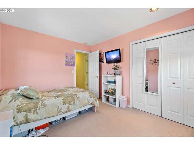 9016 Se EMILY PARK Way, Happy Valley, OR 97086