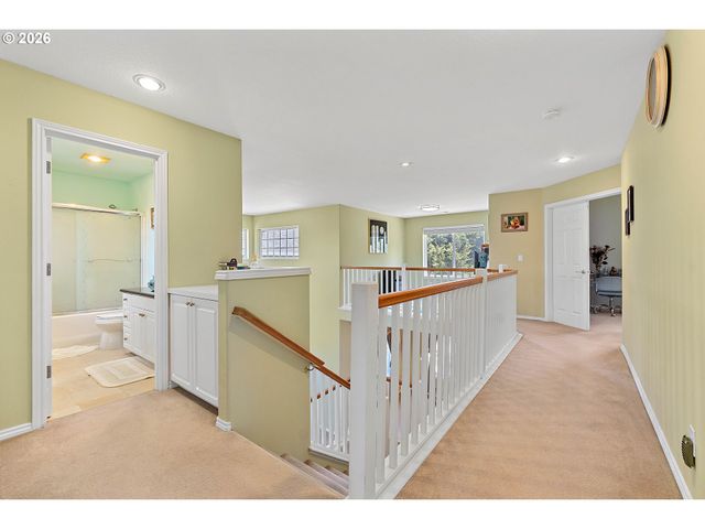 9016 Se EMILY PARK Way, Happy Valley, OR 97086