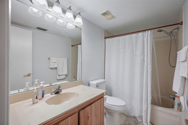 6361 BAHIA DEL MAR BOULEVARD 205, St Petersburg, FL 33715