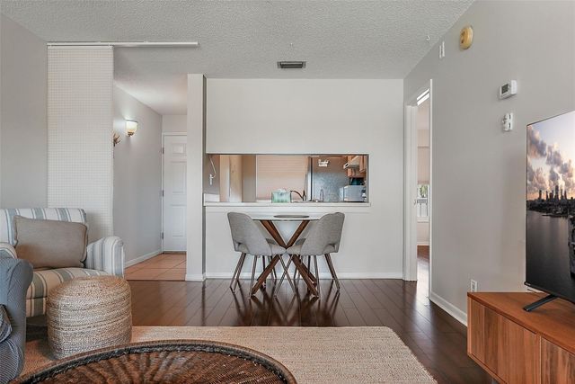 6361 BAHIA DEL MAR BOULEVARD 205, St Petersburg, FL 33715