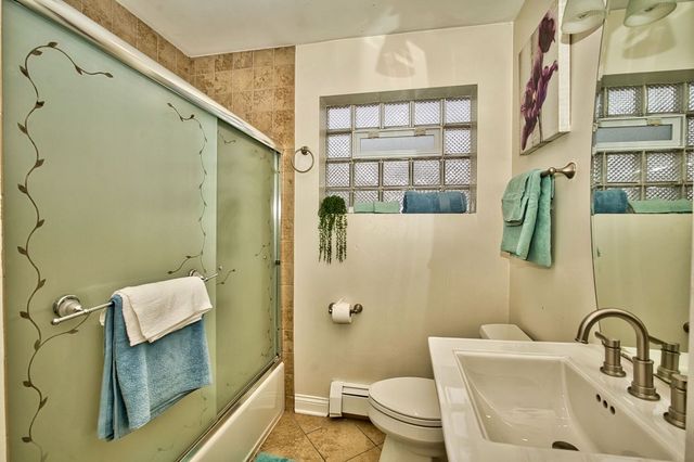 5200 Madison Street, Skokie, IL 60077