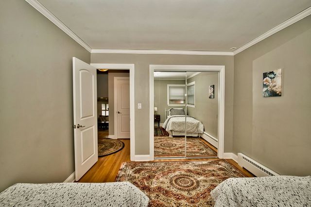 5200 Madison Street, Skokie, IL 60077