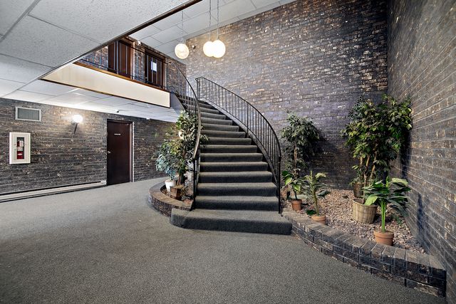 820 Elder Road C-412, Homewood, IL 60430