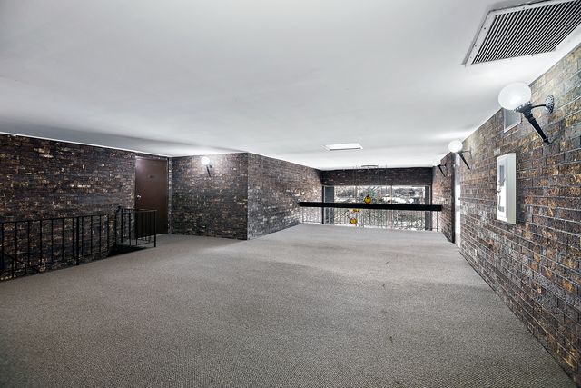 820 Elder Road C-412, Homewood, IL 60430