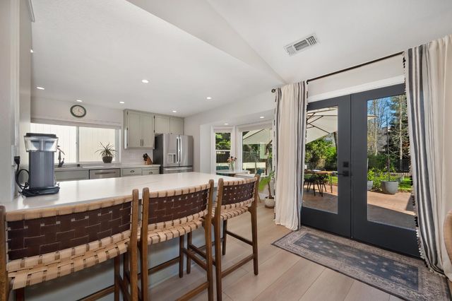 2901 Cambridge Rd, Cameron Park, CA 95682