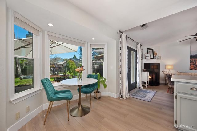 2901 Cambridge Rd, Cameron Park, CA 95682