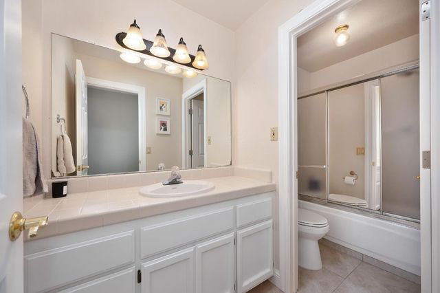 2901 Cambridge Rd, Cameron Park, CA 95682