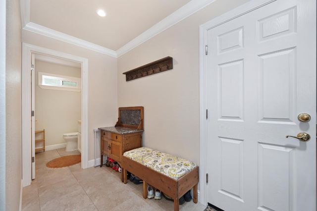 2901 Cambridge Rd, Cameron Park, CA 95682