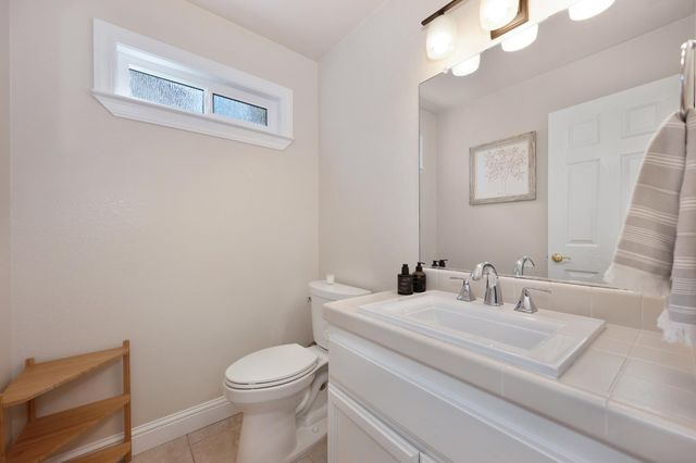 2901 Cambridge Rd, Cameron Park, CA 95682