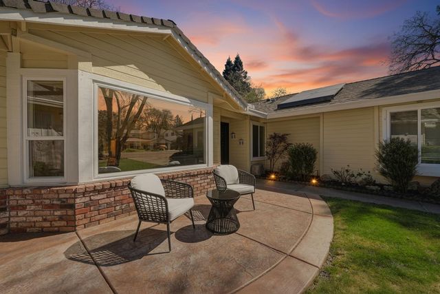 2901 Cambridge Rd, Cameron Park, CA 95682