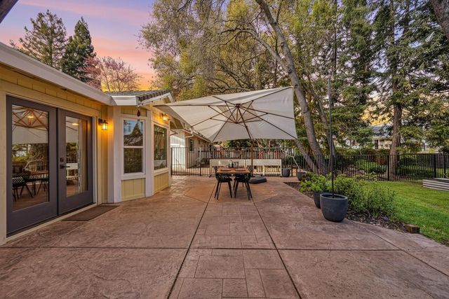 2901 Cambridge Rd, Cameron Park, CA 95682