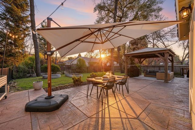 2901 Cambridge Rd, Cameron Park, CA 95682