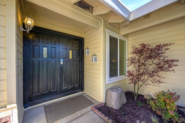 2901 Cambridge Rd, Cameron Park, CA 95682