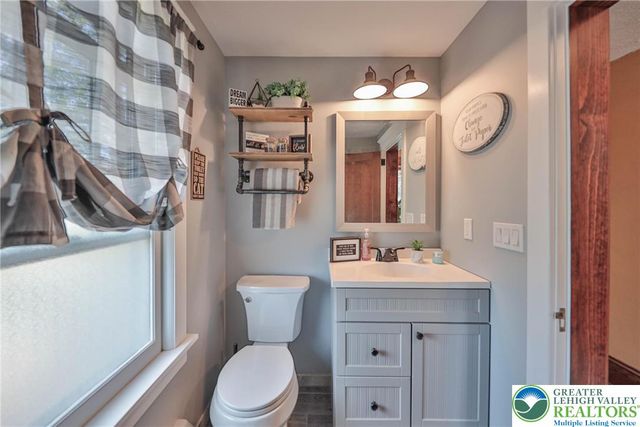 945 Silver Spring Boulevard, Polk Twp, PA 18058