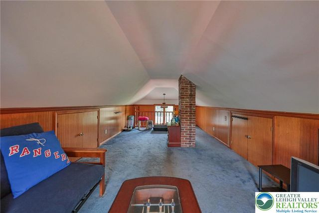 945 Silver Spring Boulevard, Polk Twp, PA 18058