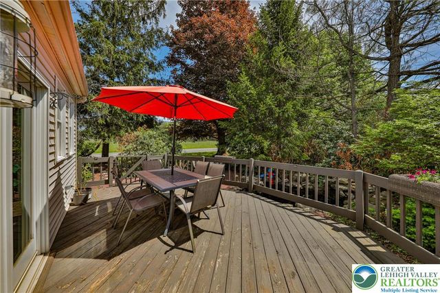 945 Silver Spring Boulevard, Polk Twp, PA 18058