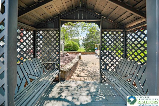 945 Silver Spring Boulevard, Polk Twp, PA 18058