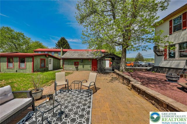 945 Silver Spring Boulevard, Polk Twp, PA 18058