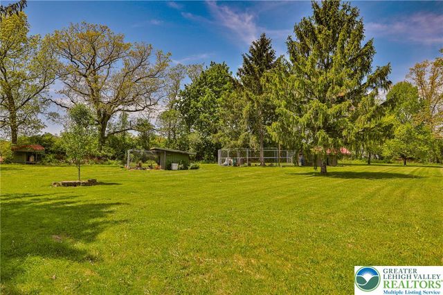 945 Silver Spring Boulevard, Polk Twp, PA 18058