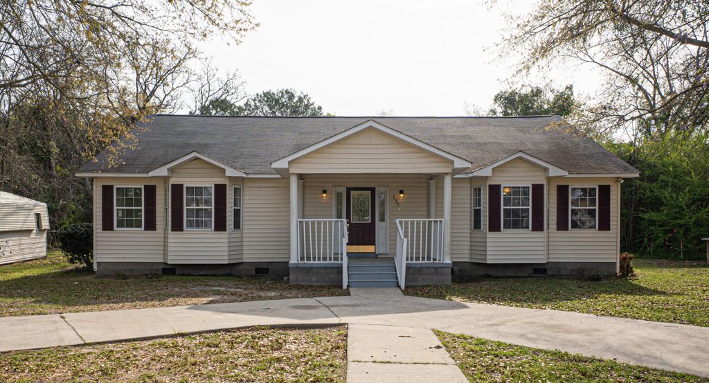 1156 Middle Drive, Pinewood, SC 29125
