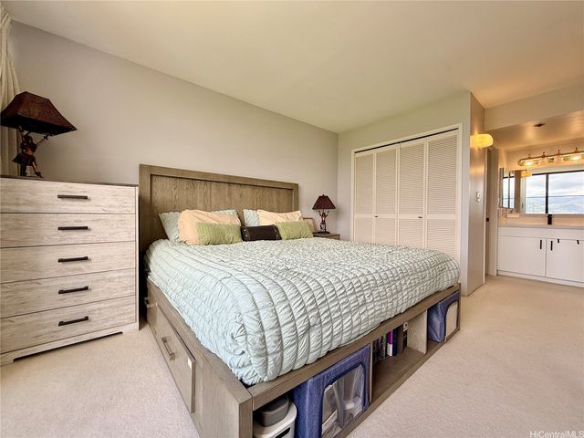 990 Ala Nanala Street 19A, Honolulu, HI 96818