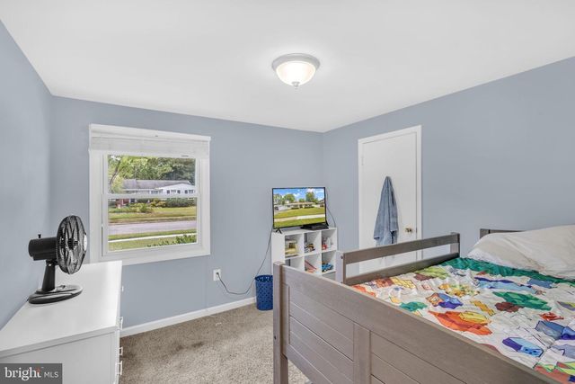 1305 HARWICH DR, Waldorf, MD 20601