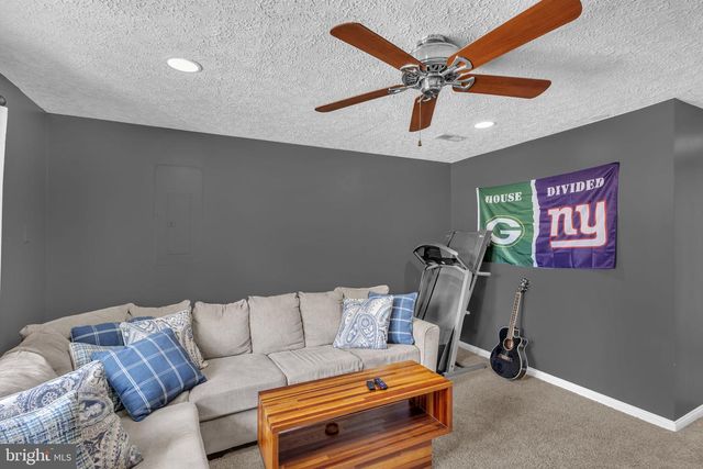 1305 HARWICH DR, Waldorf, MD 20601