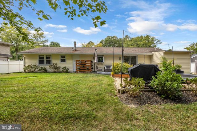 1305 HARWICH DR, Waldorf, MD 20601