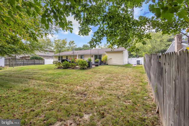 1305 HARWICH DR, Waldorf, MD 20601