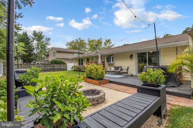 1305 HARWICH DR, Waldorf, MD 20601