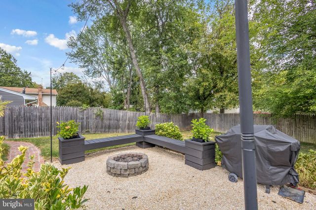 1305 HARWICH DR, Waldorf, MD 20601