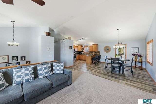 7930 Mandalay Drive, Lincoln, NE 68516