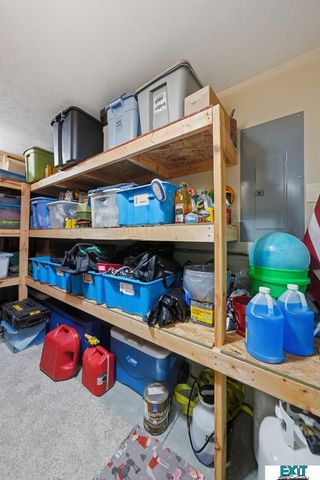 7930 Mandalay Drive, Lincoln, NE 68516