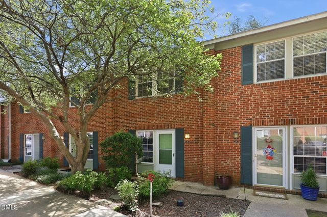 118 Friar Lane, Carrboro, NC 27510